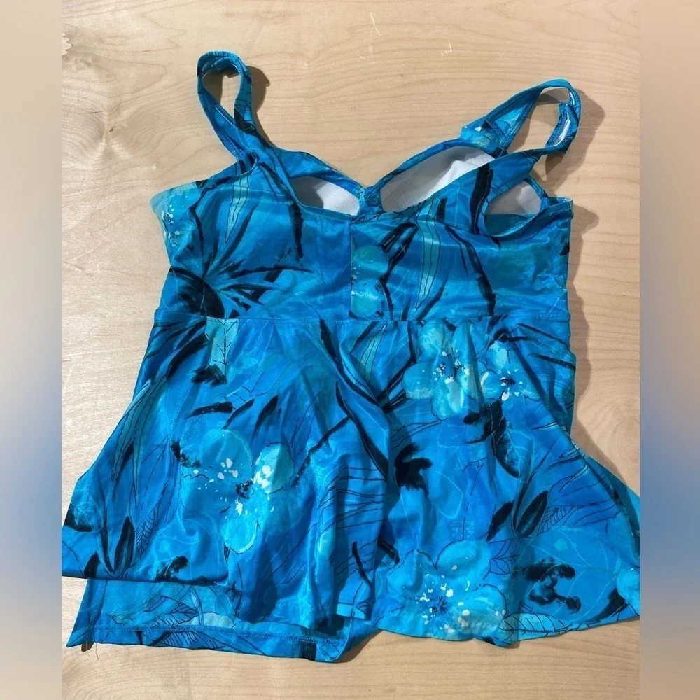 Maxine of Hollywood One Piece Swimsuit 22W (BX)
